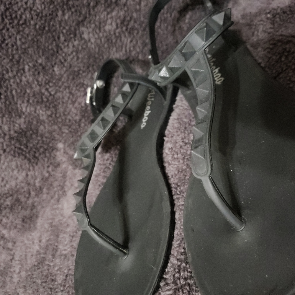 Sandals - Picture 2 of 2